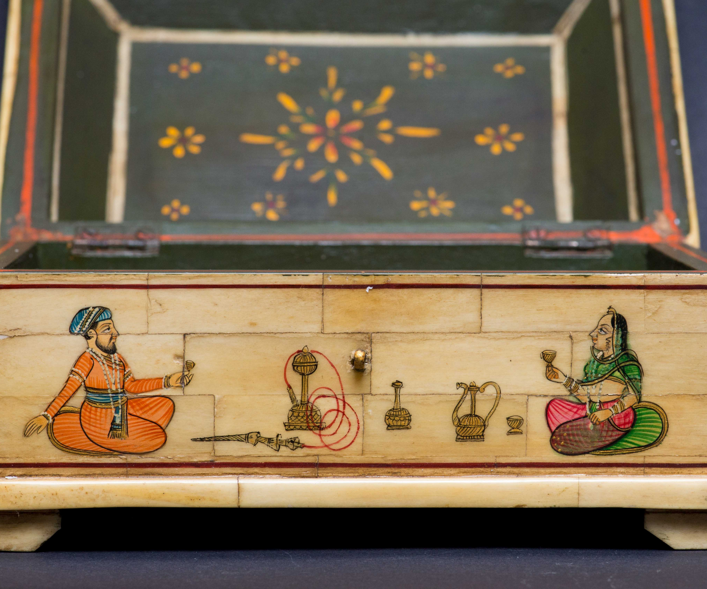 Vintage Camel Bone Painted Box/Camel Bone Fitted Box/Indian Trinket Box/Royal Couple Lovers Vanity Box/Miniature Painted Jewelry Gift