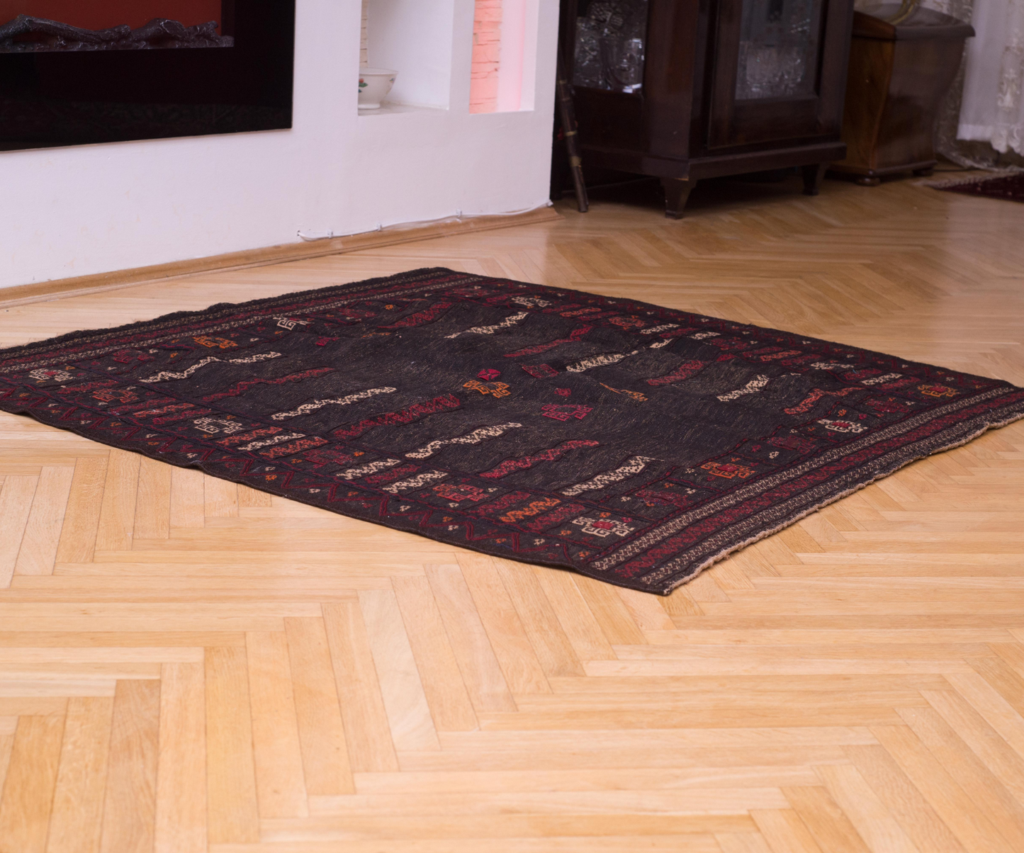 Unique Beluch Soffrai/Rukusi Rug - Finely Hand-Woven & Embroidered