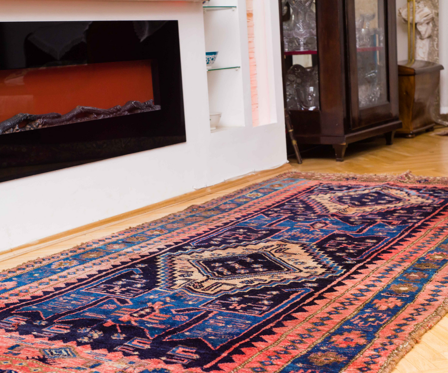 Antique Iranian Wool Rug - 20th Century Hand-Knotted, Naturally Dyed | Handmade