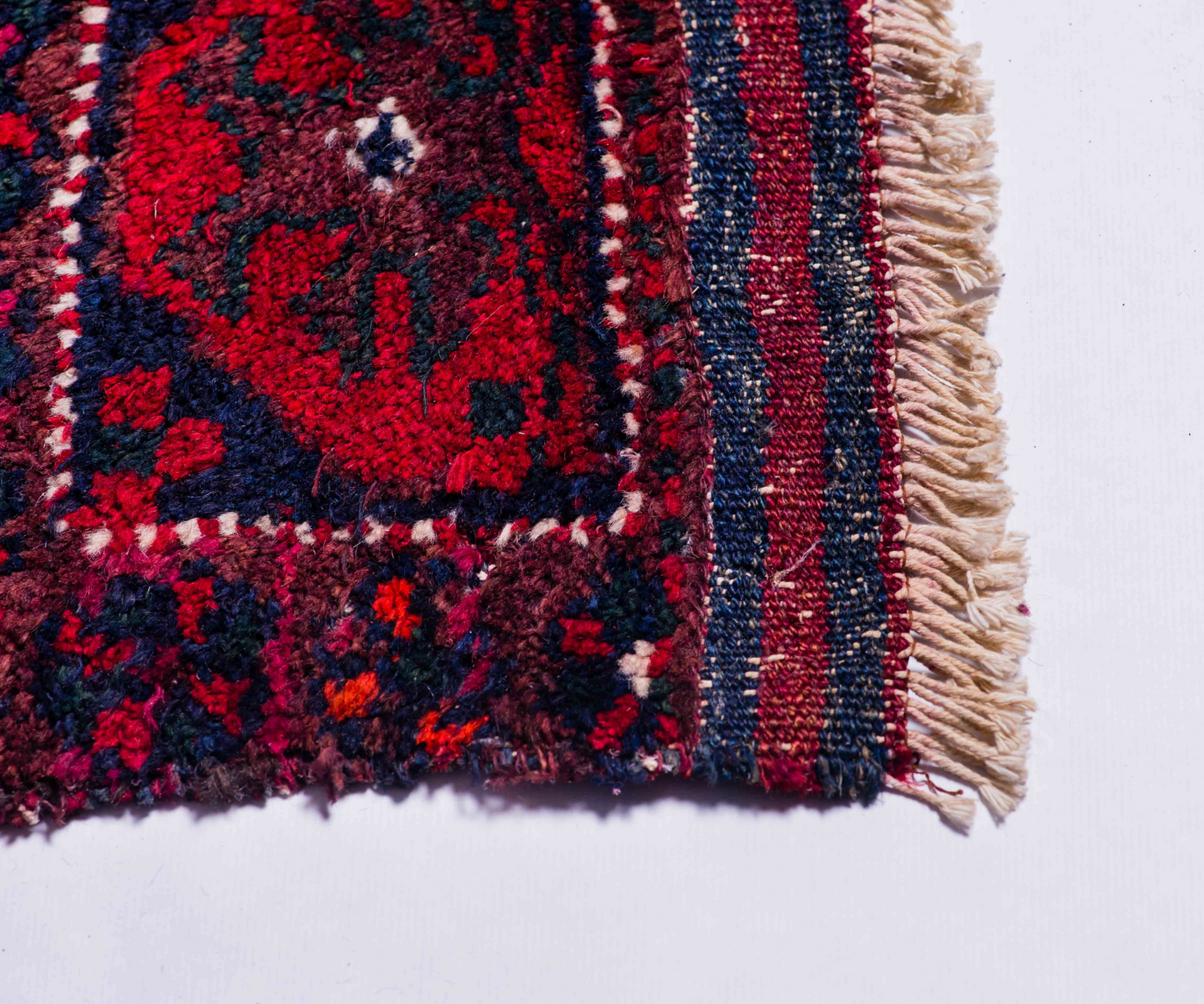 Hand-Embroidered Kelim Soumak - 20th Century, Persian Craftsmanship