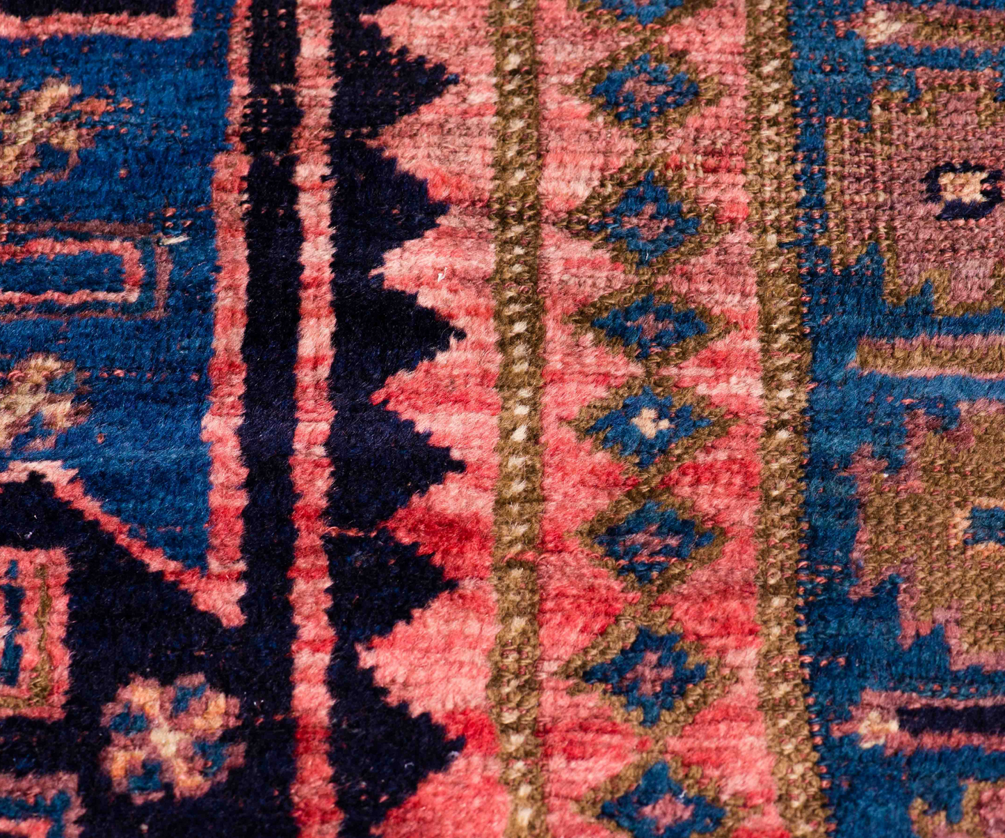 Antique Iranian Wool Rug - 20th Century Hand-Knotted, Naturally Dyed | Handmade