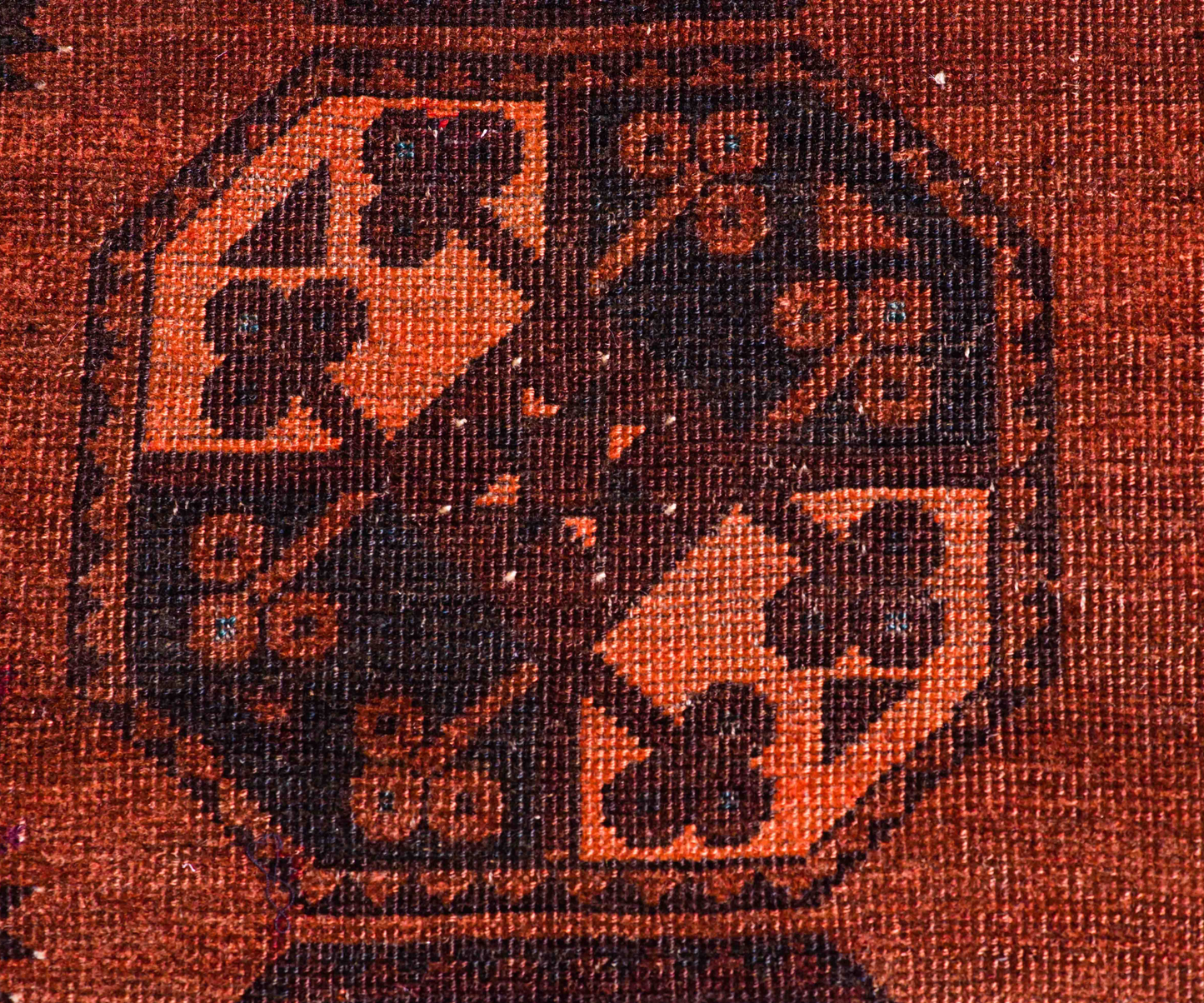 Turkmen Ersari Rug - Unique 19th Century Naturally Dyed Wool